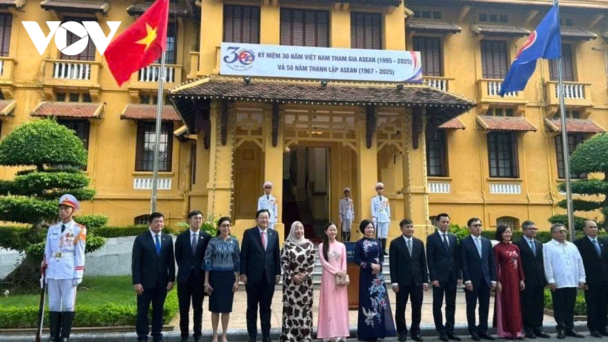 Vietnam reaffirms commitment to united, resilient ASEAN community